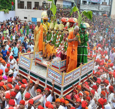 images for bharat milap festival varanasi
